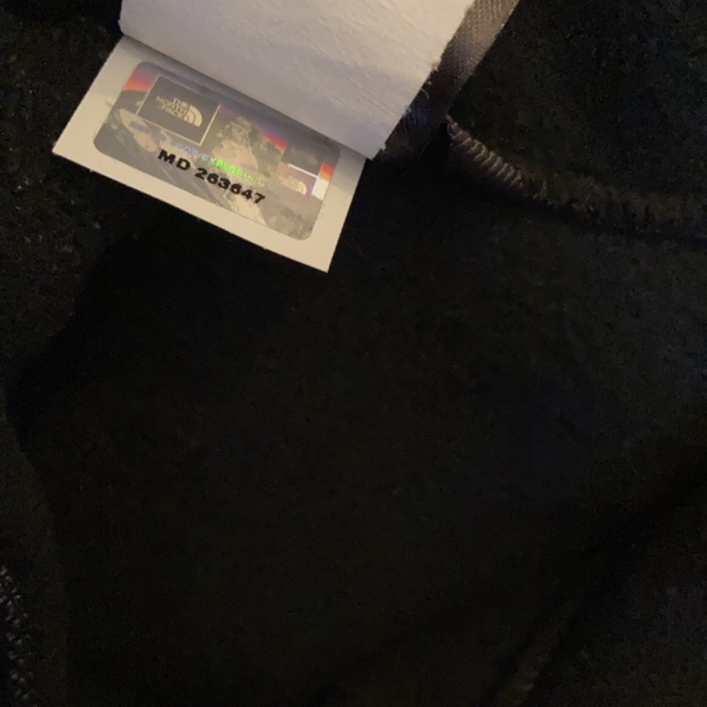 North face - Picture 6 of 10